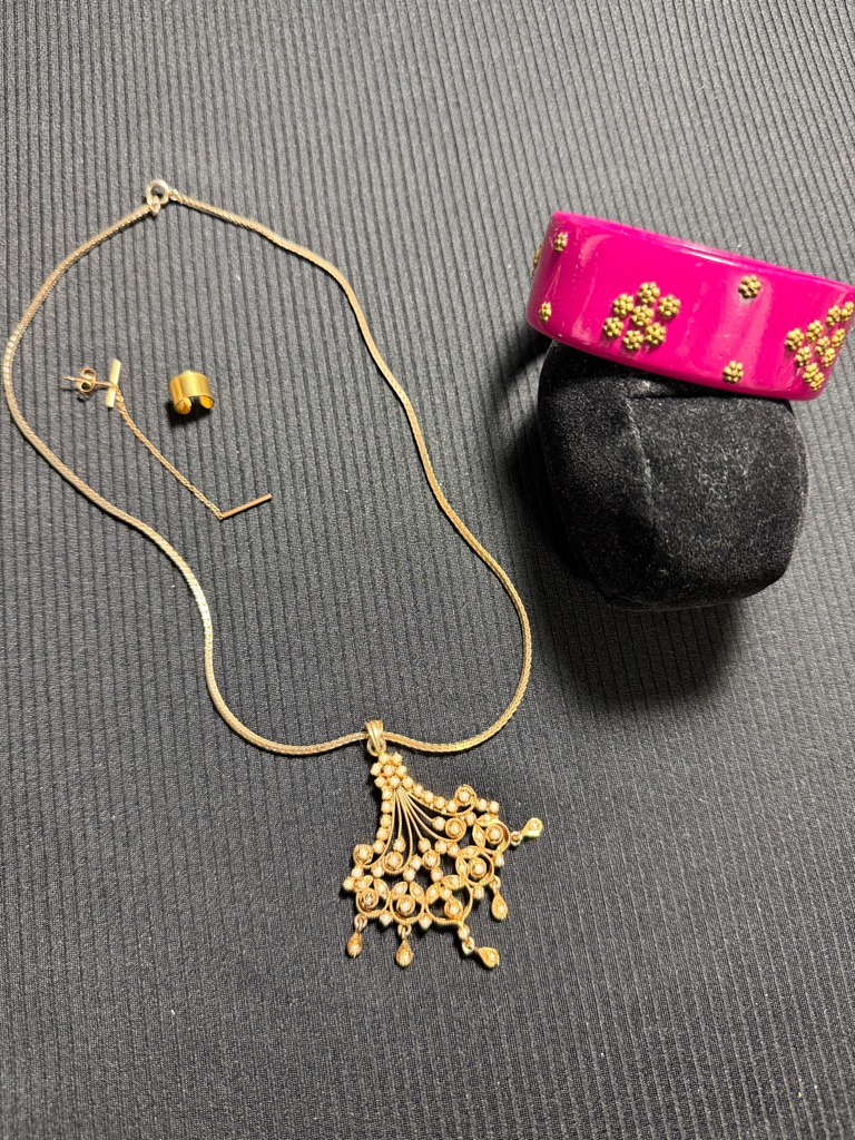 Gold-Tone Cluster Pendant Necklace With Bright Pink Accent Bangle